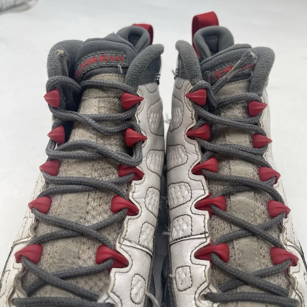 Jordan 9 Fire Red Shoes Youth Size 5.5Y Kids 302359-162